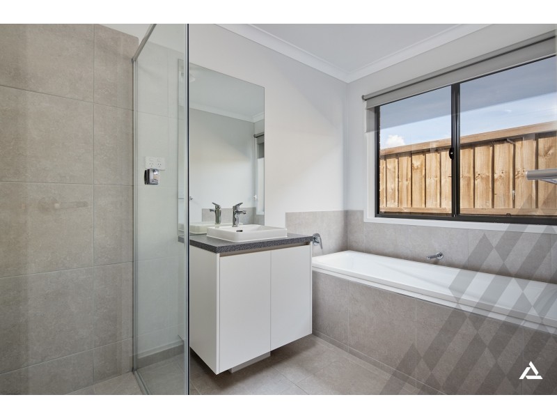 34 Willandra Circuit, Warragul VIC 3820