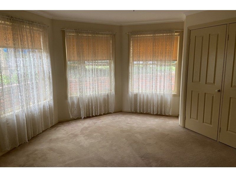 1/8 Toorak Avenue, Warragul VIC 3820