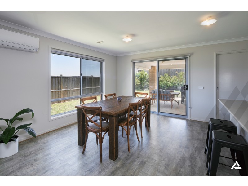 77 Silkwood Drive, Warragul VIC 3820