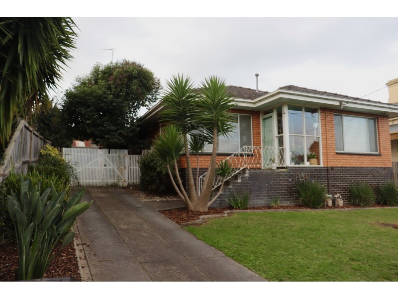 1/3 James Court, Warragul VIC 3820