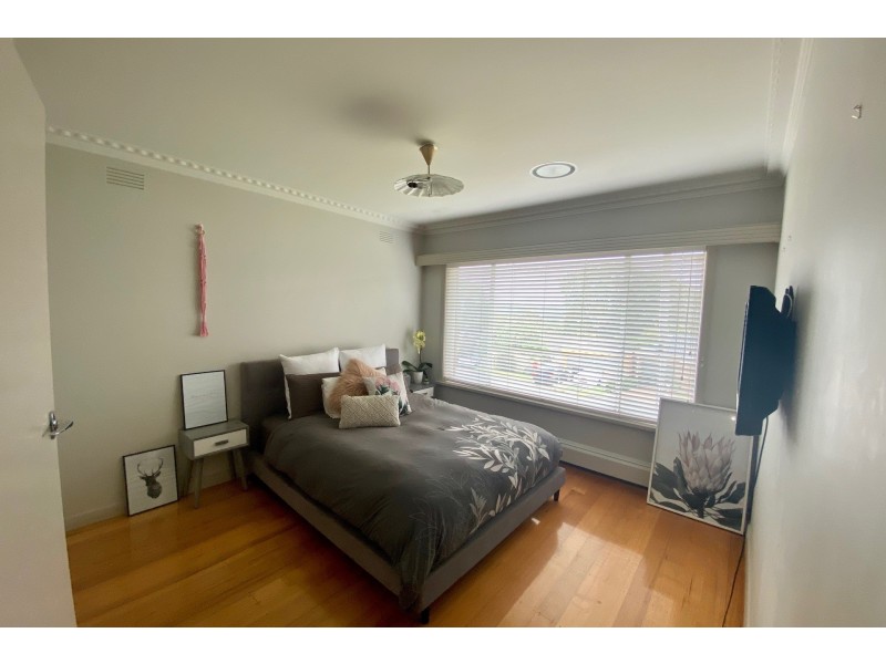 1/3 James Court, Warragul VIC 3820