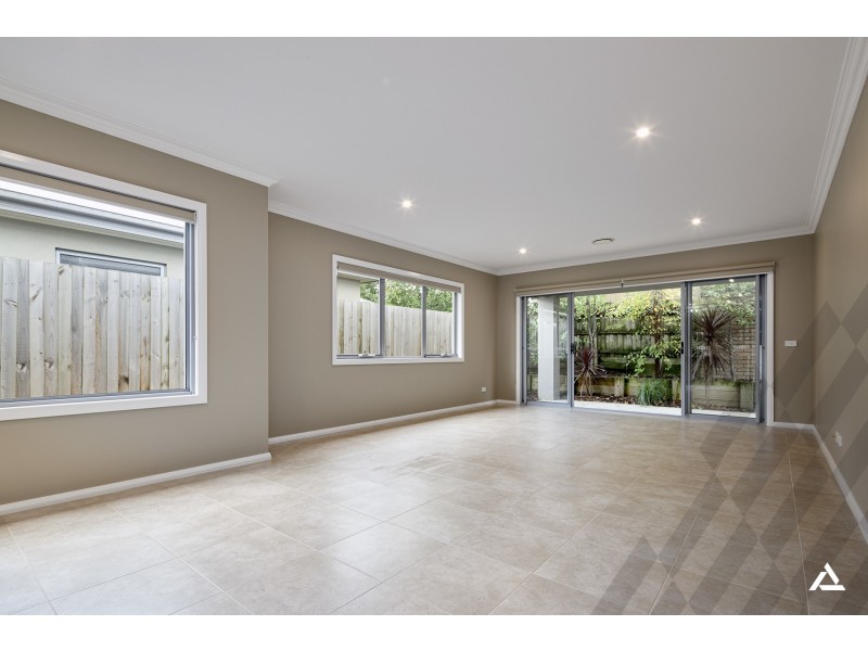 2/128 Albert Road, Warragul VIC 3820
