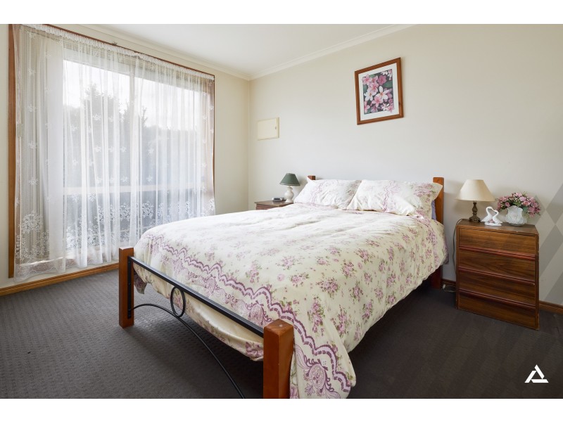 2/6B Hatfield Drive, Drouin VIC 3818