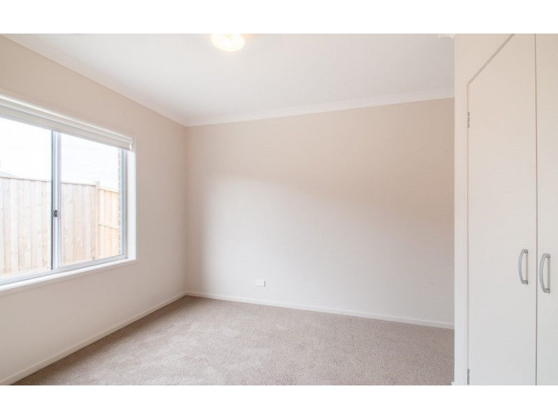 5 Elmside Avenue, Warragul VIC 3820