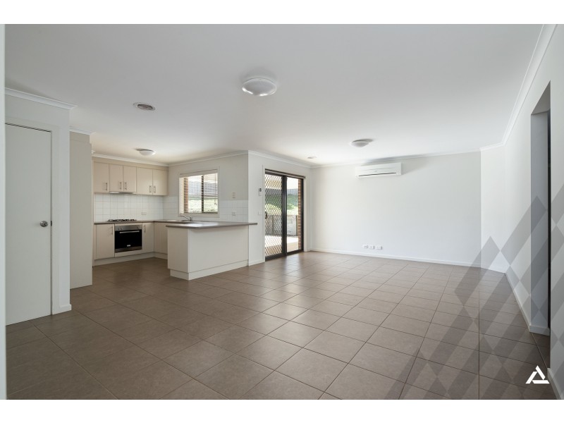 13 Bladen Street, Warragul VIC 3820