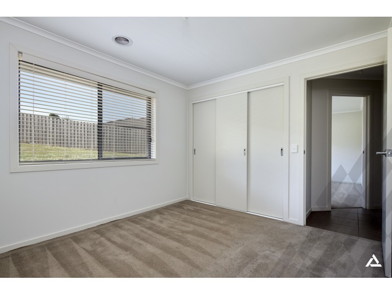 13 Bladen Street, Warragul VIC 3820