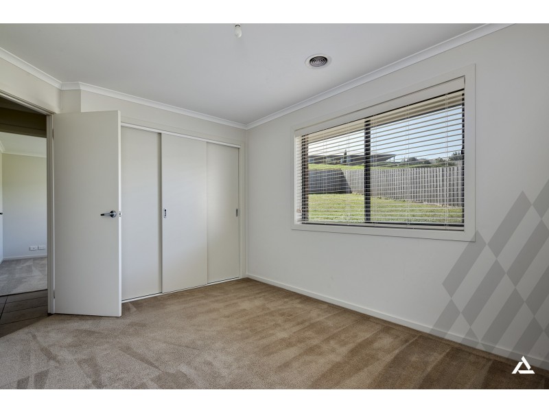 13 Bladen Street, Warragul VIC 3820
