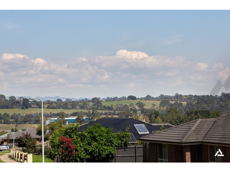 13 Bladen Street, Warragul VIC 3820