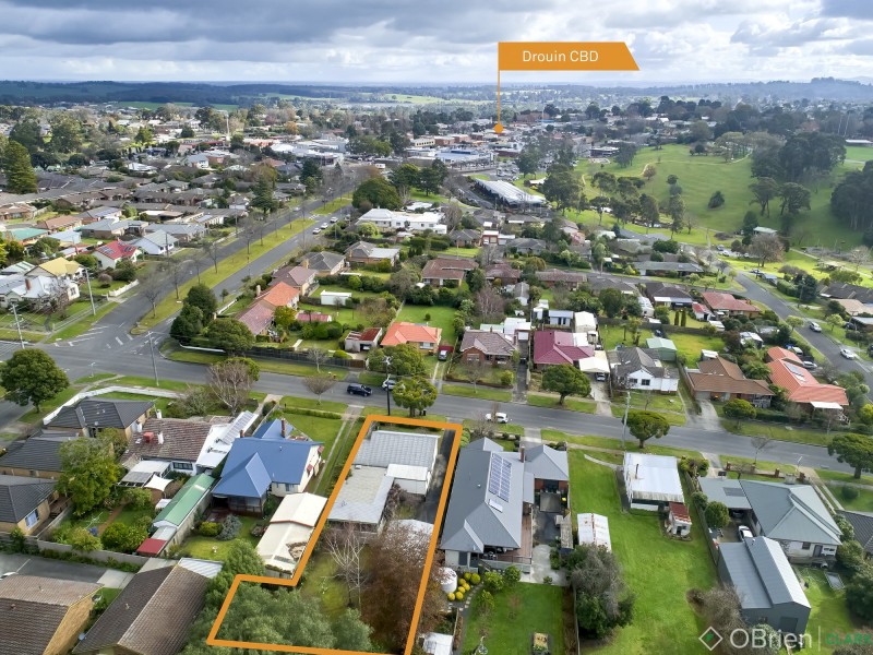 26 Hopetoun Road, Drouin VIC 3818