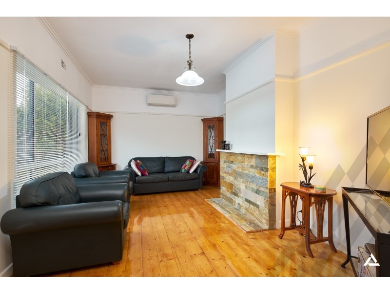 12 Centre Avenue, Warragul VIC 3820
