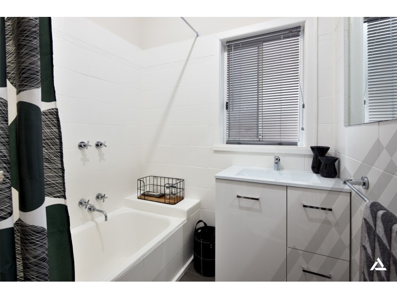 12 Centre Avenue, Warragul VIC 3820