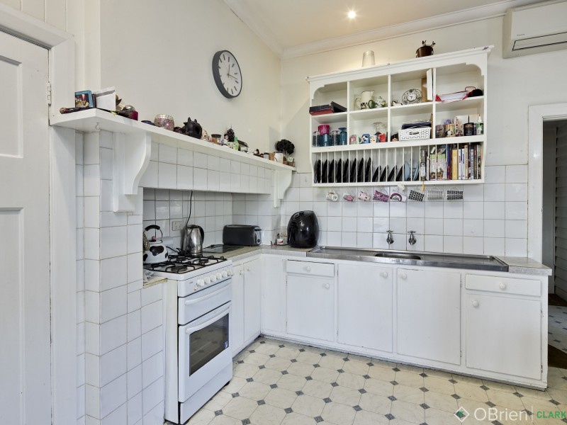 18 Gladstone Street, Warragul VIC 3820