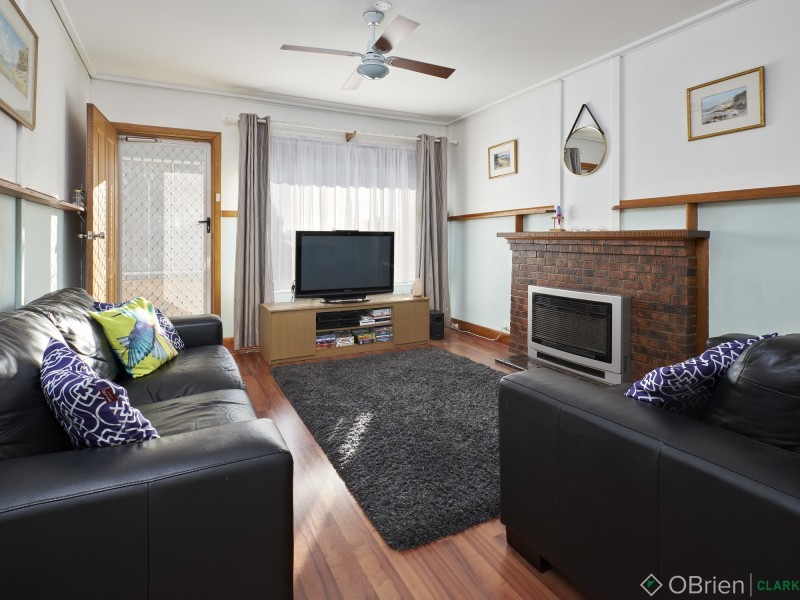 20 Hearn Street, Drouin VIC 3818
