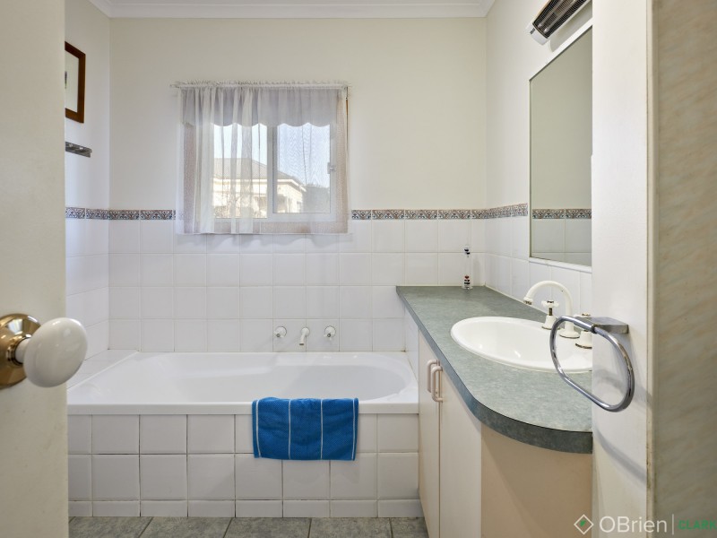 20 Hearn Street, Drouin VIC 3818