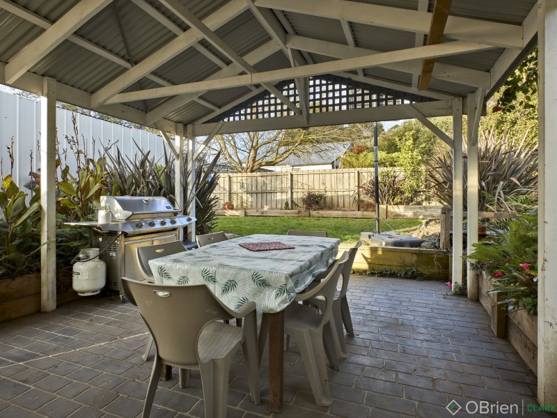 20 Hearn Street, Drouin VIC 3818