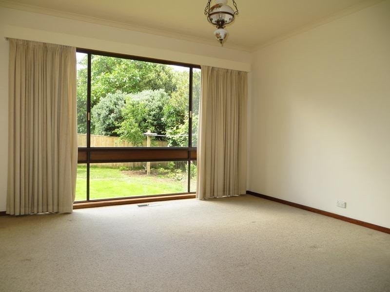57 Clifford Street, Warragul VIC 3820