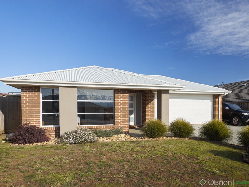 71 Bexley Boulevard, Drouin VIC 3818