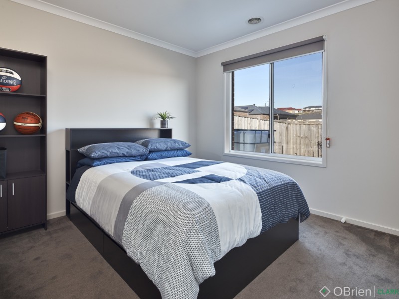 71 Bexley Boulevard, Drouin VIC 3818