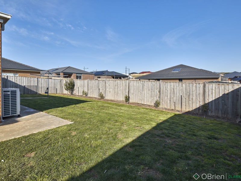 71 Bexley Boulevard, Drouin VIC 3818