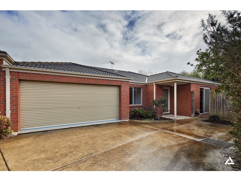 4/1 Hatfield Drive, Drouin VIC 3818
