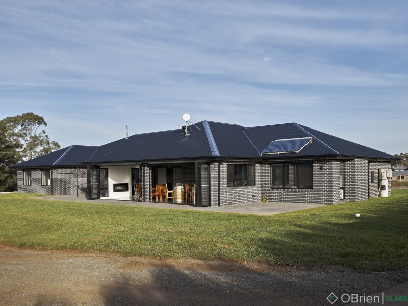 2 Sapphire Close, Warragul VIC 3820