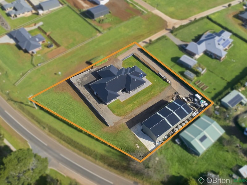 2 Sapphire Close, Warragul VIC 3820