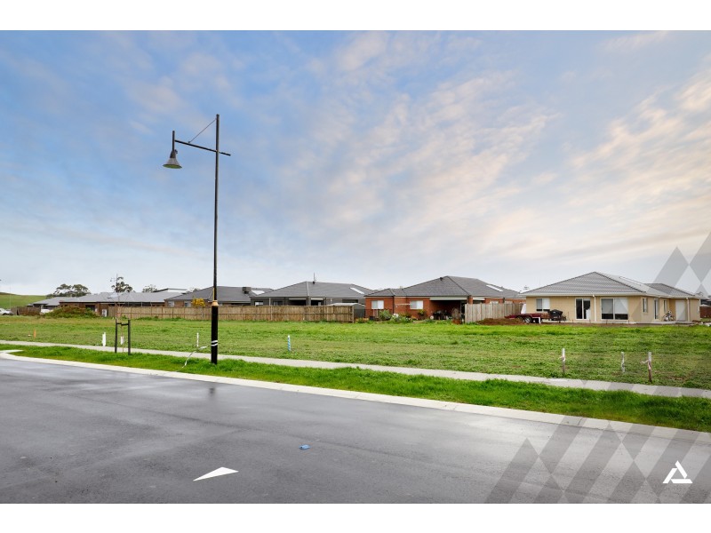 38 Winslow Crescent, Warragul VIC 3820