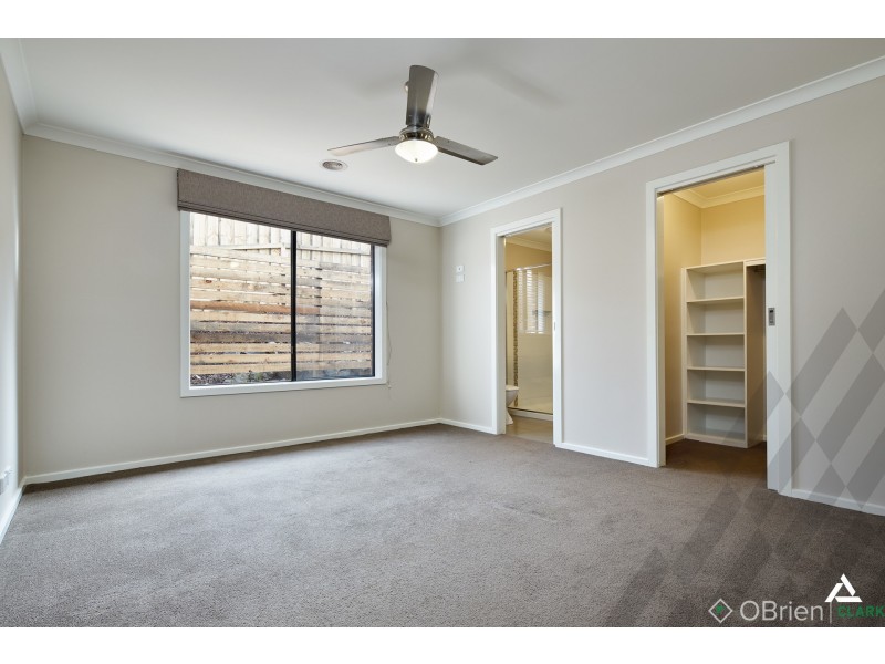 17 Monica Drive, Drouin VIC 3818