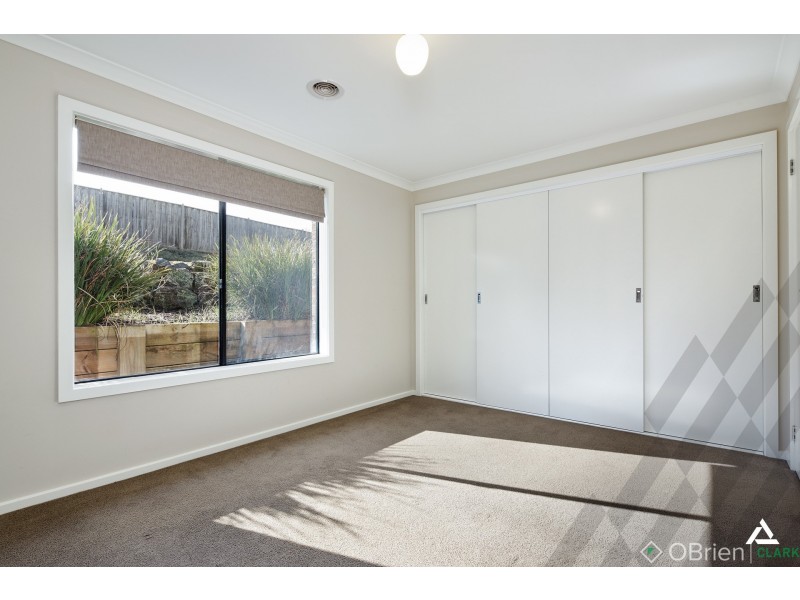 17 Monica Drive, Drouin VIC 3818