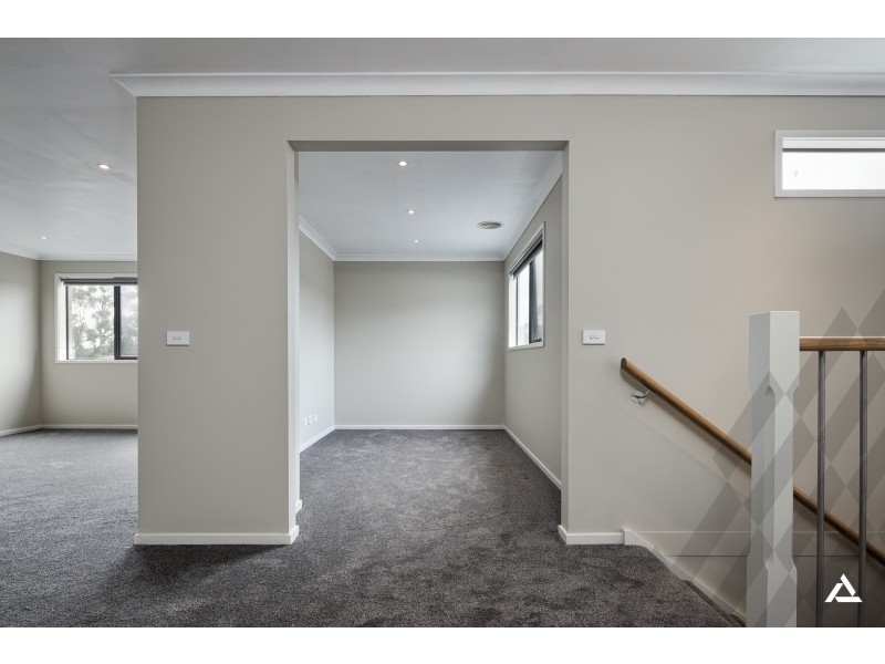 61 Summerhill Boulevard, Drouin VIC 3818