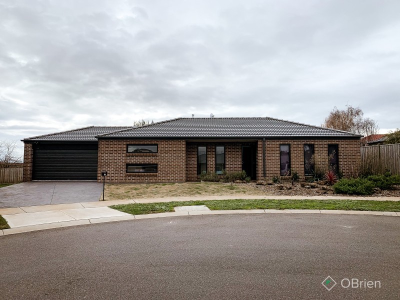 6 Alf Court, Drouin VIC 3818