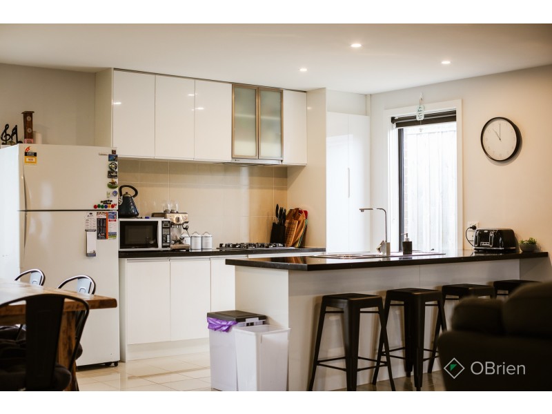 6 Alf Court, Drouin VIC 3818