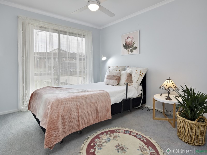 14 Rees Close, Drouin VIC 3818