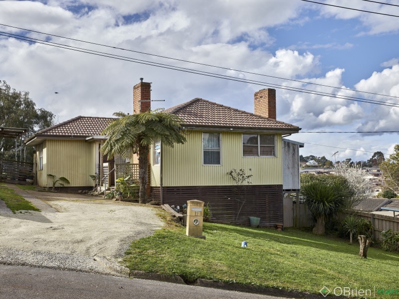 19 Bertram Street, Drouin VIC 3818