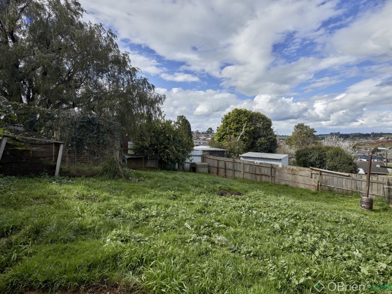 19 Bertram Street, Drouin VIC 3818