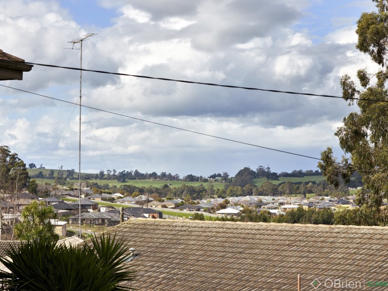 19 Bertram Street, Drouin VIC 3818