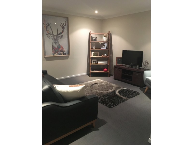 20 Monica Drive, Drouin VIC 3818