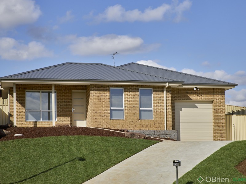 30 Twin Ranges Drive, Warragul VIC 3820