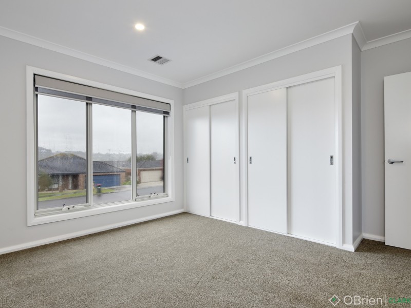 32 Twin Ranges Drive, Warragul VIC 3820