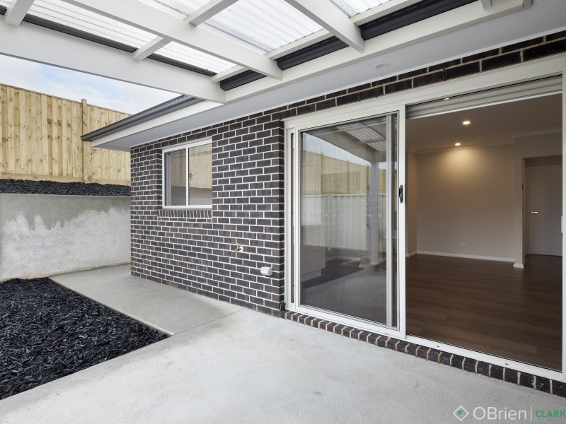 32 Twin Ranges Drive, Warragul VIC 3820