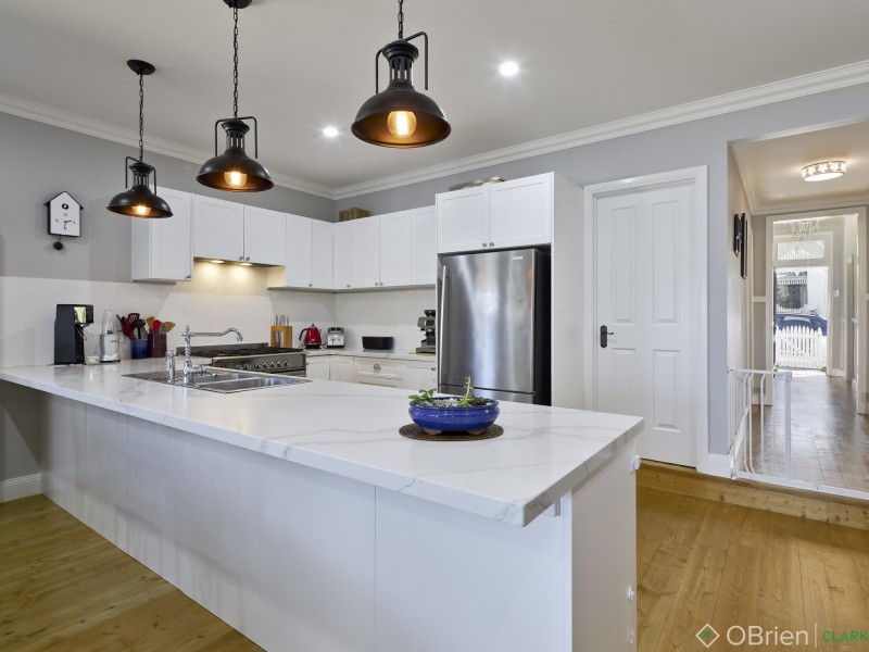 14 Kent Street, Warragul VIC 3820