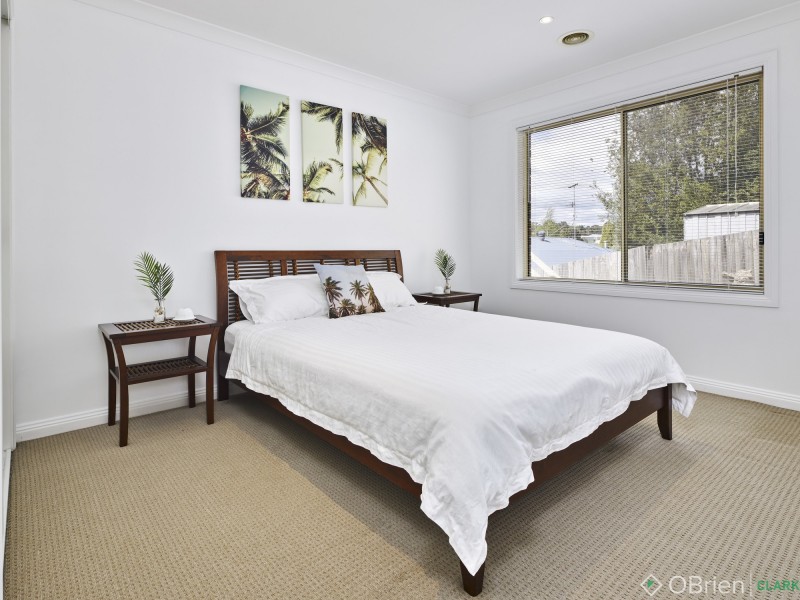 12 Hayes Drive, Warragul VIC 3820