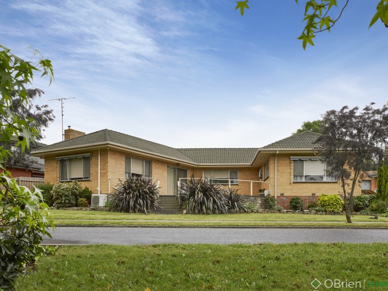 3 Princes Avenue, Drouin VIC 3818