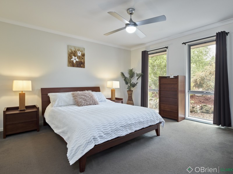 3 Lakeview Court, Drouin VIC 3818