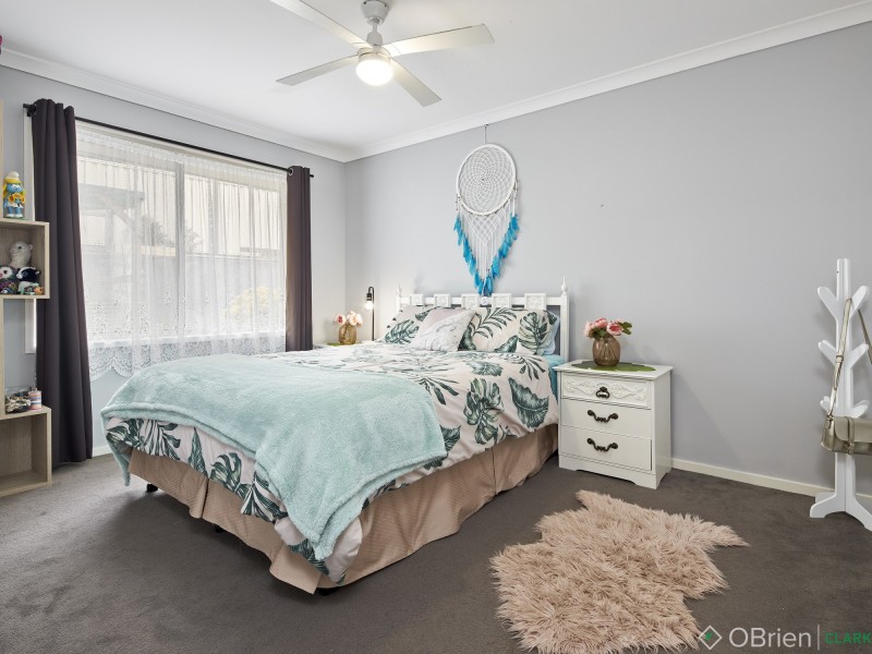 3 Lakeview Court, Drouin VIC 3818