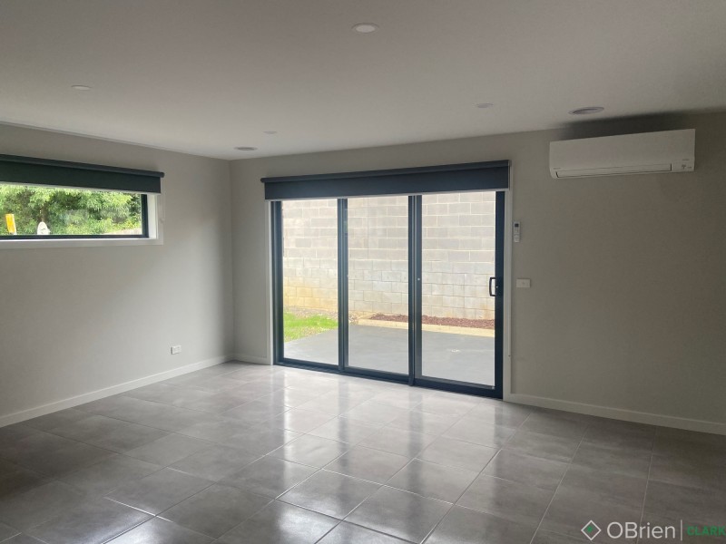 1/71 Bowen Street, Warragul VIC 3820