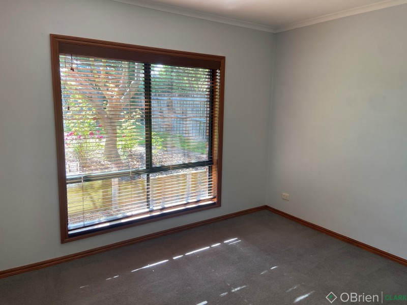 6 Willow Crescent, Warragul VIC 3820