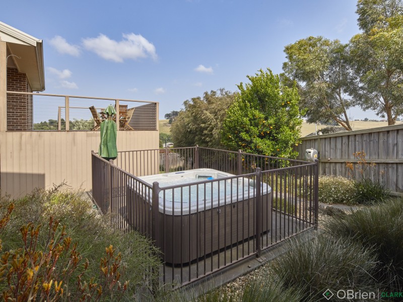 31 Willow Crescent, Warragul VIC 3820