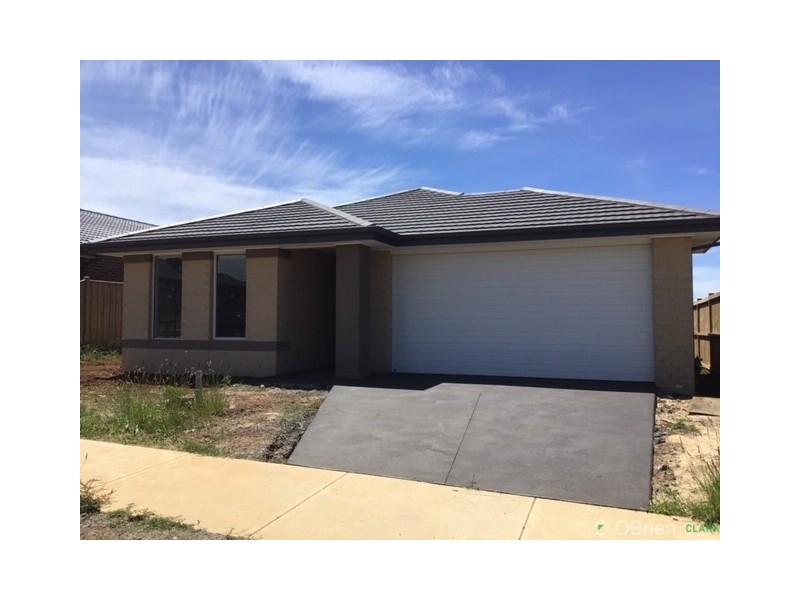 111 Willandra Circuit, Warragul VIC 3820