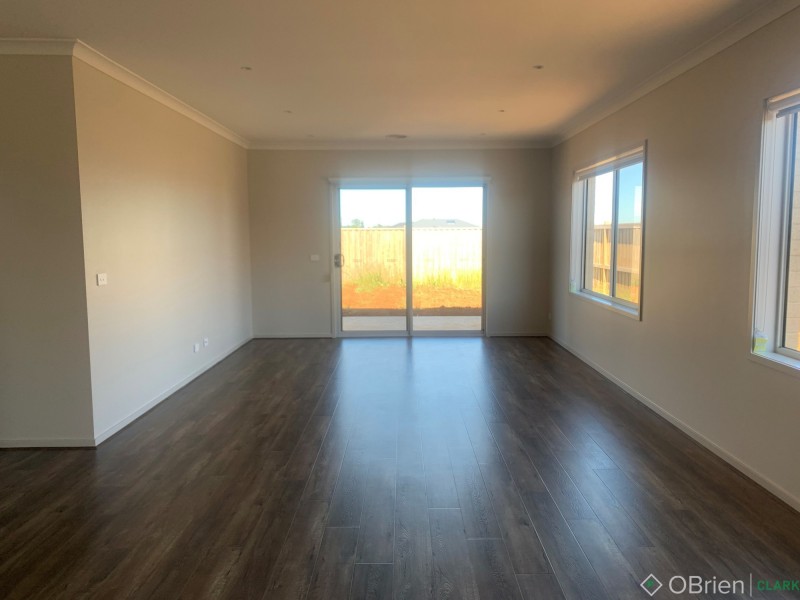 111 Willandra Circuit, Warragul VIC 3820